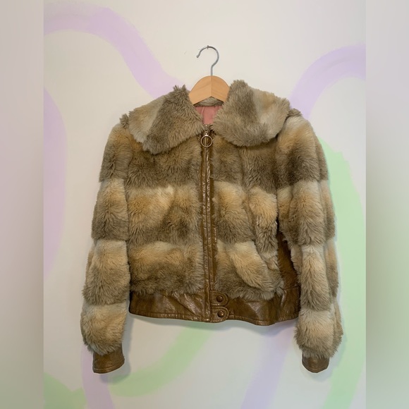 1970s Faux Fur Bomber Jacket - Picture 2 of 15